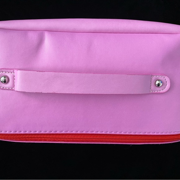 NWT Disney Minnie Travel Case and Hello Kitty Markers - Picture 4 of 6